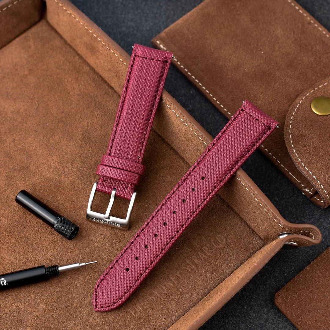 SAILCLOTH QUICK RELEASE - BURGUNDY - The Sydney Strap Co.