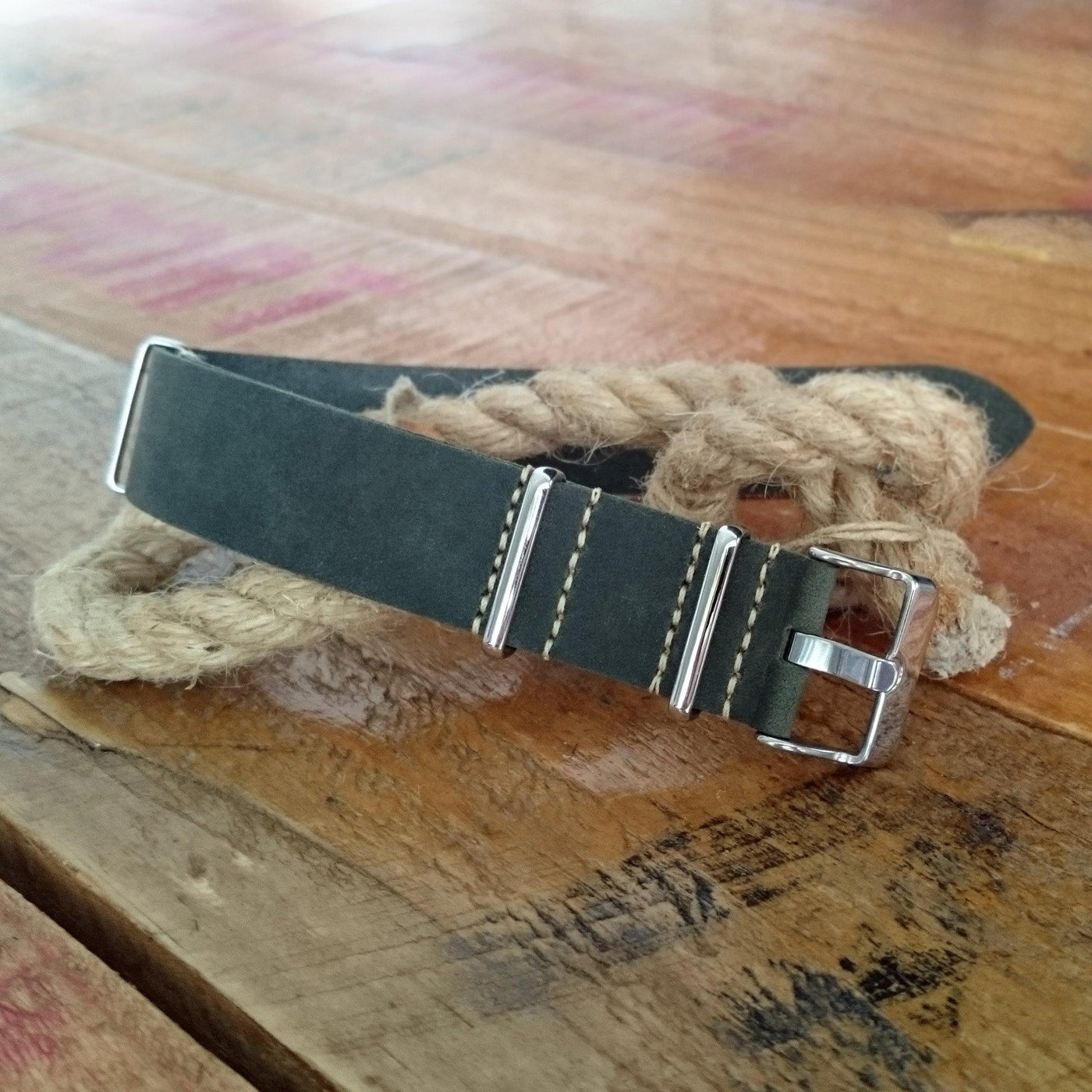 LUX LEATHER GREEN NATO - The Sydney Strap Co.