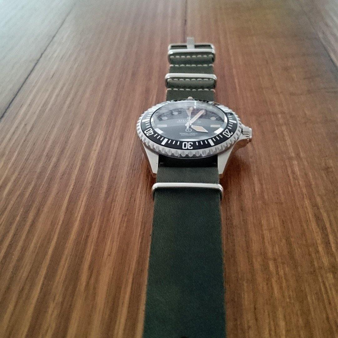 LUX LEATHER GREEN NATO - The Sydney Strap Co.